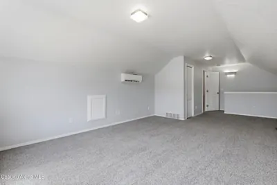 Property 26-8124 - Photo 37