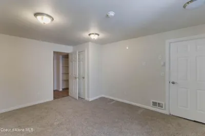 Property 26-3935 - Photo 30