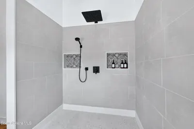 Property 26-8758 - Photo 23