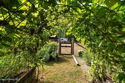 Property 26-8300 - Photo 37
