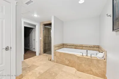 Property 26-3186 - Photo 53