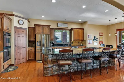 Property 26-403 - Photo 17