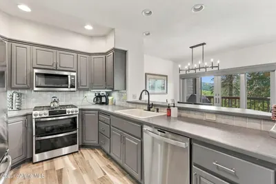 Property 26-9647 - Photo 25