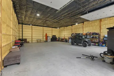 Property 26-4381 - Photo 58