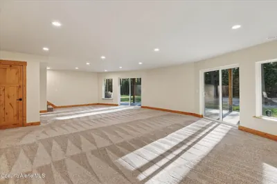 Property 26-10373 - Photo 27