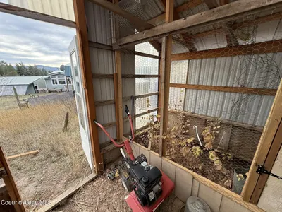 Property 25-10986 - Photo 50