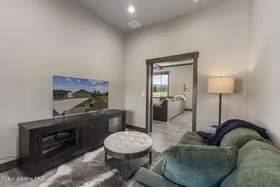 Property 26-8077 - Photo 38