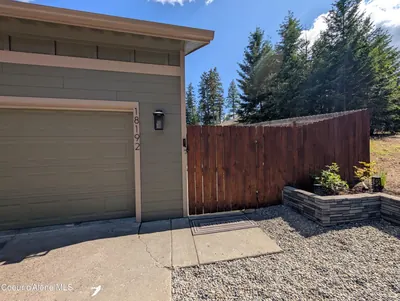 Property 26-6873 - Photo 3