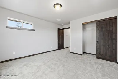 Property 26-9250 - Photo 33
