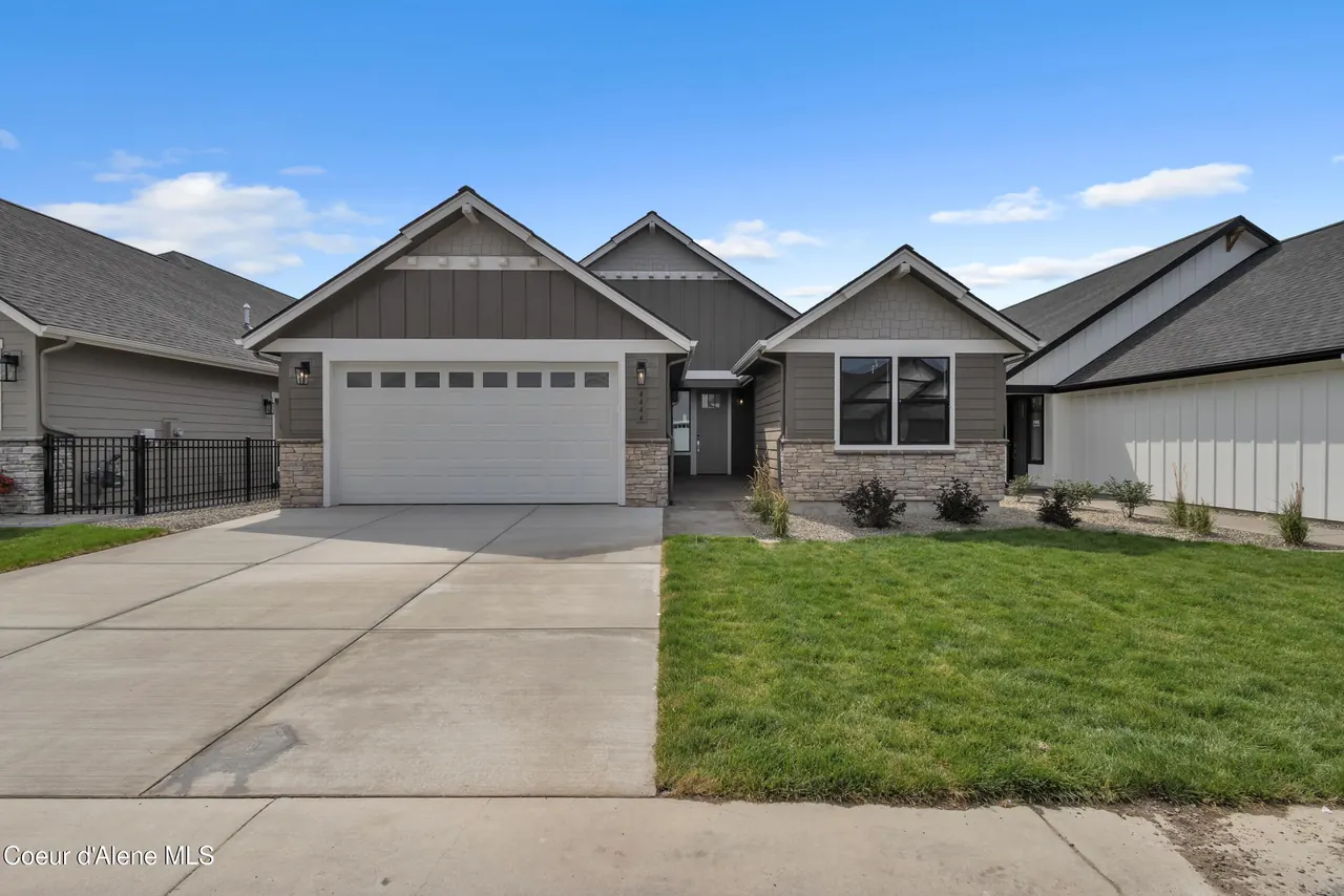 Property 26-8279 - Photo 1