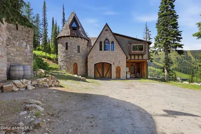 Property 26-6910 - Photo 76
