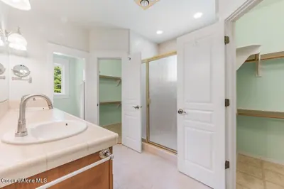 Property 26-7932 - Photo 25