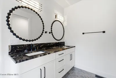 Property 26-8817 - Photo 35