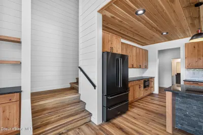 Property 26-8009 - Photo 40