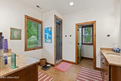 Property 26-10608 - Photo 16