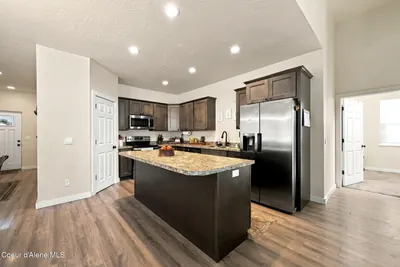 Property 26-10269 - Photo 8
