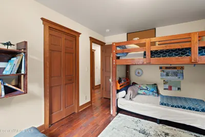 Property 26-10299 - Photo 44