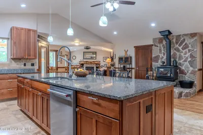 Property 26-7970 - Photo 7