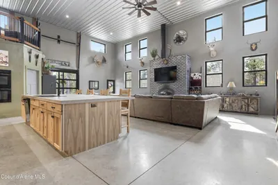 Property 26-8352 - Photo 2