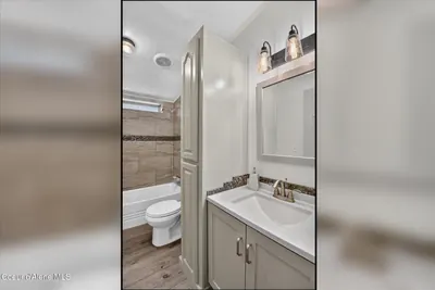 Property 26-8354 - Photo 26