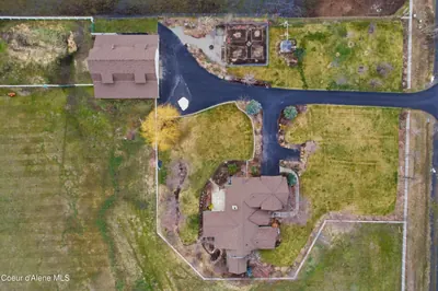 Property 26-2601 - Photo 75