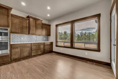 Property 26-10233 - Photo 14
