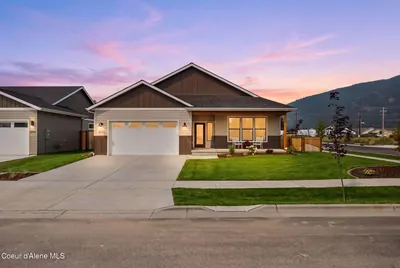Property 26-8245 - Photo 2
