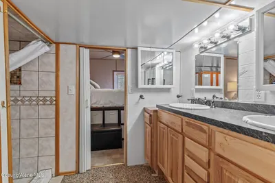 Property 26-10013 - Photo 13