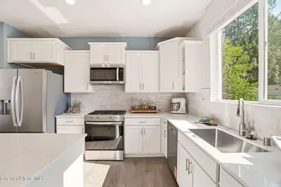 Property 26-9121 - Photo 9