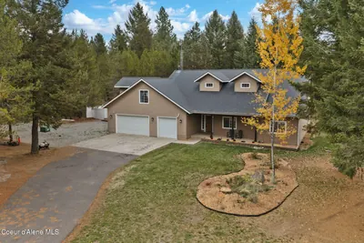 Property 26-10387 - Photo 1
