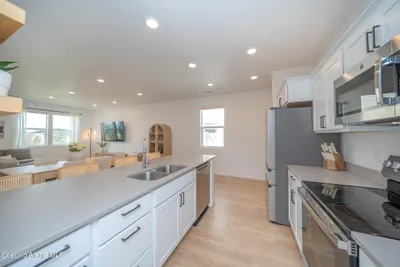 Property 26-7685 - Photo 10