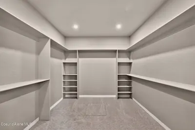 Property 26-10027 - Photo 34