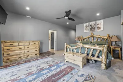 Property 26-8352 - Photo 10