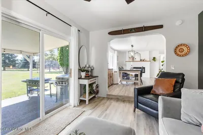 Property 26-8618 - Photo 16