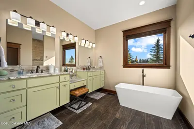 Property 26-10600 - Photo 28
