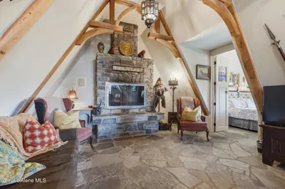Property 26-6910 - Photo 92