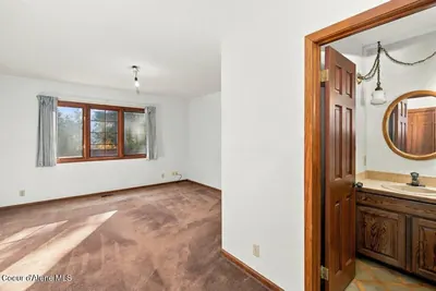 Property 26-10296 - Photo 25