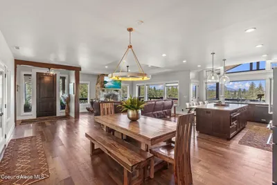 Property 26-9607 - Photo 5