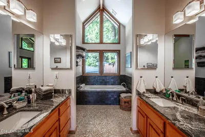 Property 26-9929 - Photo 28
