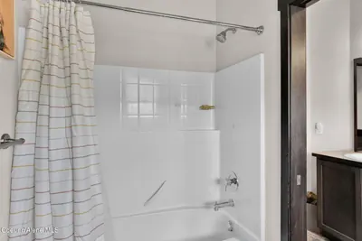 Property 26-7679 - Photo 24
