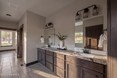 Property 26-9222 - Photo 29