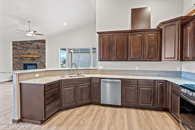 Property 26-9856 - Photo 3