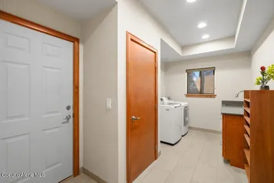 Property 26-8617 - Photo 57