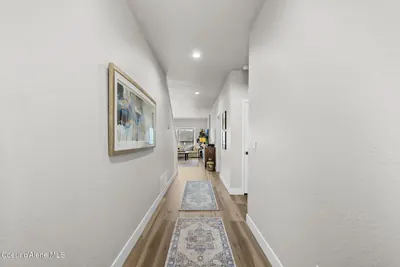 Property 26-8351 - Photo 17