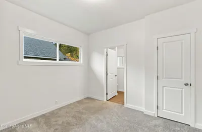 Property 26-10621 - Photo 10