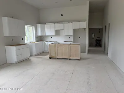 Property 26-9525 - Photo 3