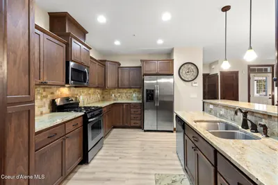 Property 26-10241 - Photo 11