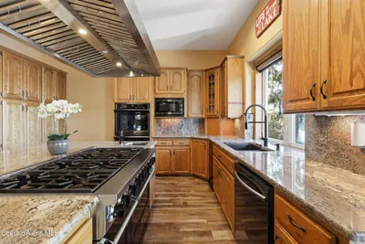 Property 26-9866 - Photo 12