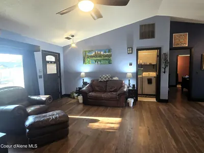 Property 26-8579 - Photo 3
