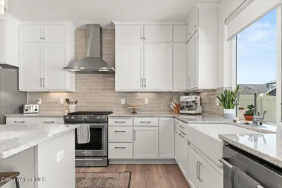 Property 26-10210 - Photo 25